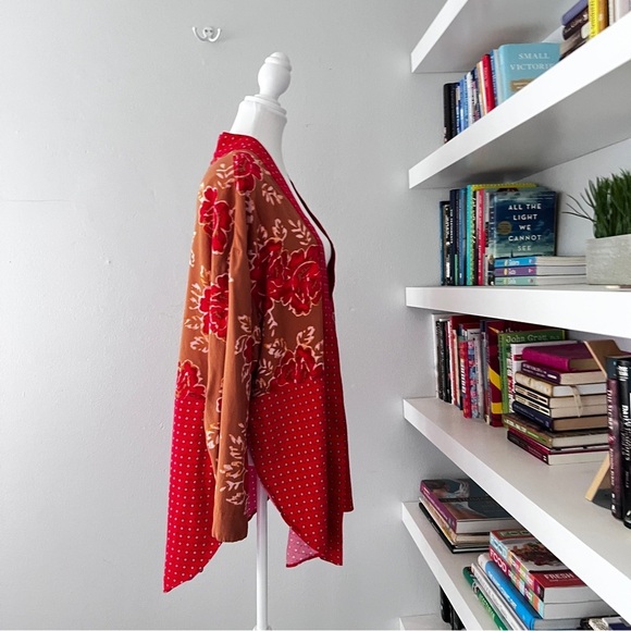 Free People Red Forget Me Not Kimono Sz small - Picture 8 of 12